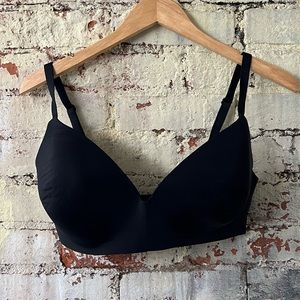 Victorias Secret Bra (no underwire)